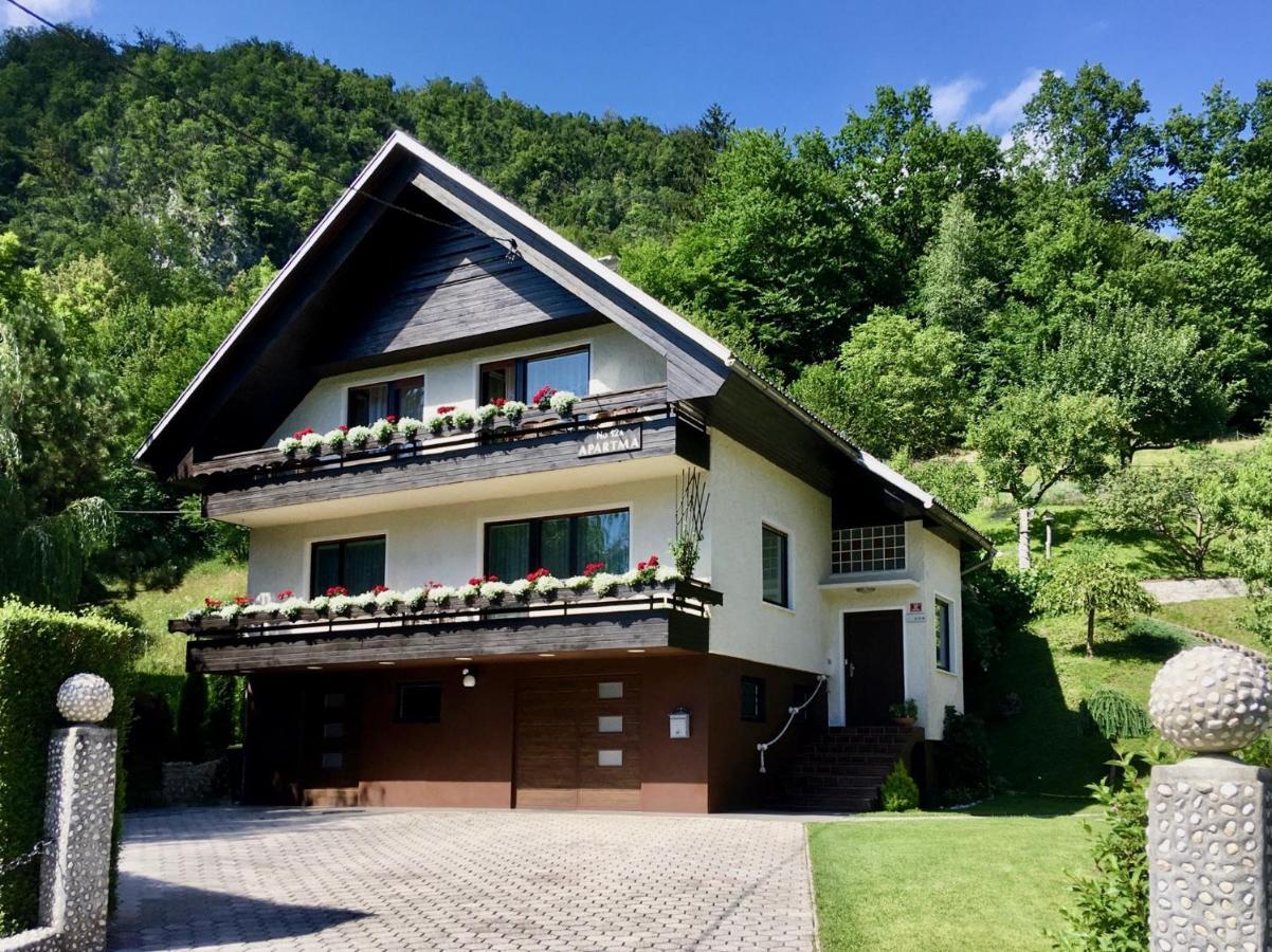 Apartment Milena Nomenj Екстериор снимка