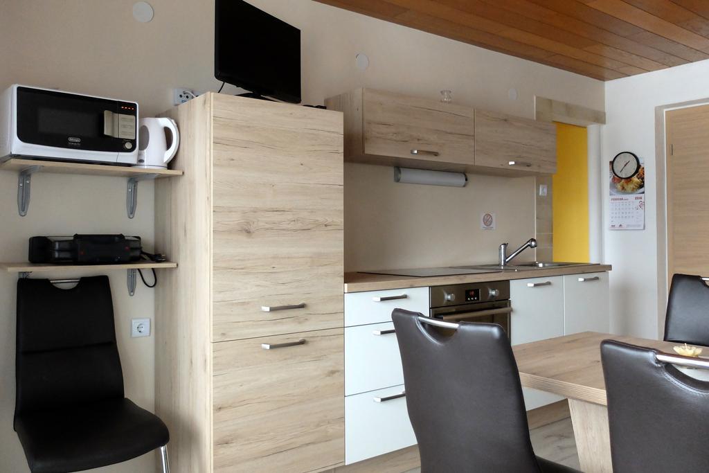 Apartment Milena Nomenj Екстериор снимка